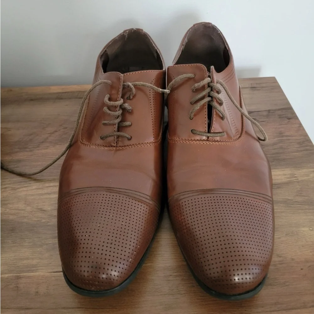 Unlisted by Kenneth Cole Oxfords